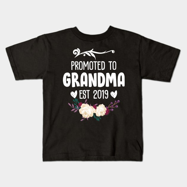 Promoted to Grandma 2019 Kids T-Shirt by ernestouchiha